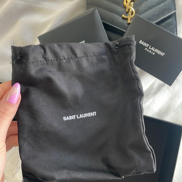 YSL SAINT LAURENT CASSANDRE MATELASSÉ COMPACT TRI FOLD WALLET QUILTED LAMBSKIN - Picture 9 of 16